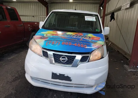 2017 Nissan Nv200 Sv z USA, uszkodzony, nr VIN 3N6CM0KN6HK697265